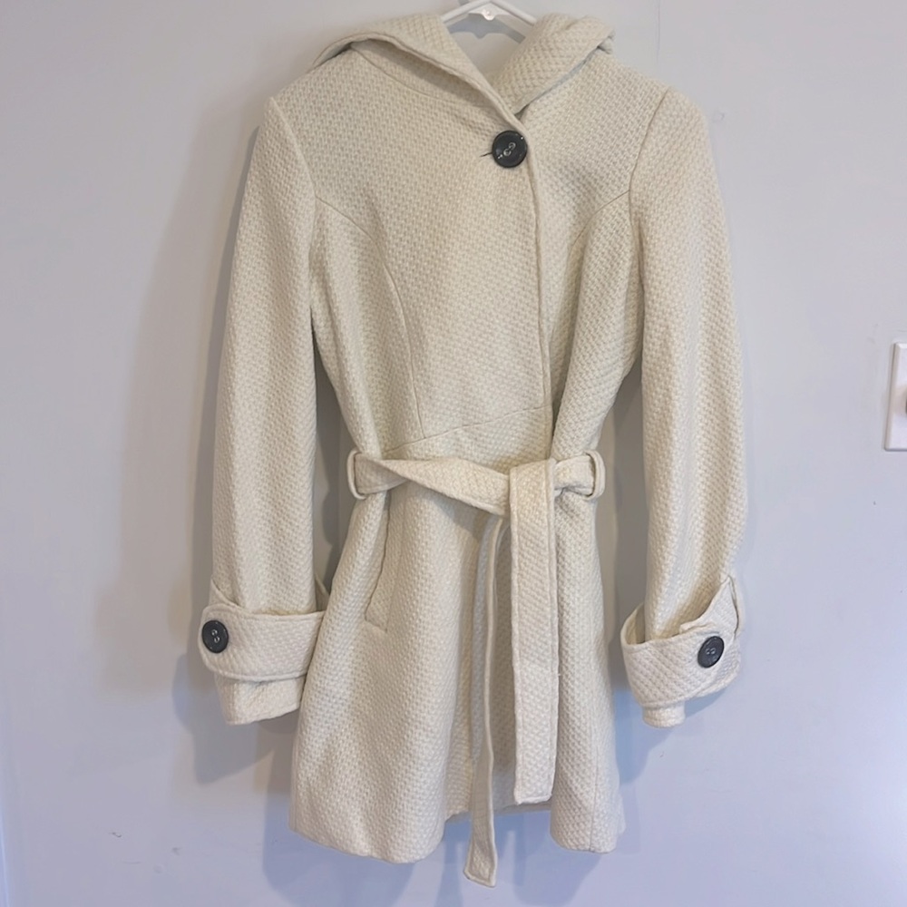 Steve Madden Women’s hooded belted pea coat in cream color size S